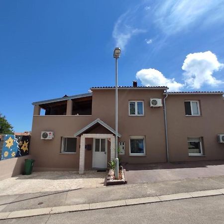 Apartmani Amans PUY 외부 사진